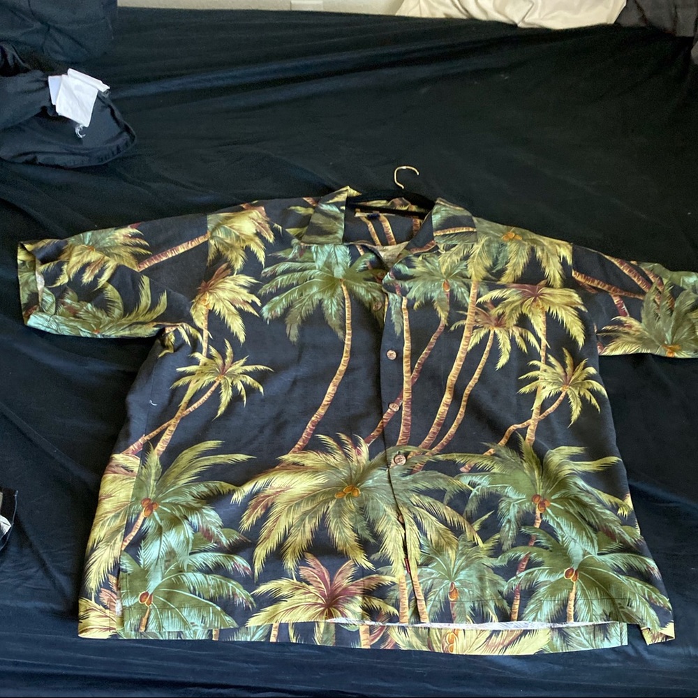 Vintage Tommy Bahama Button Down Shirt